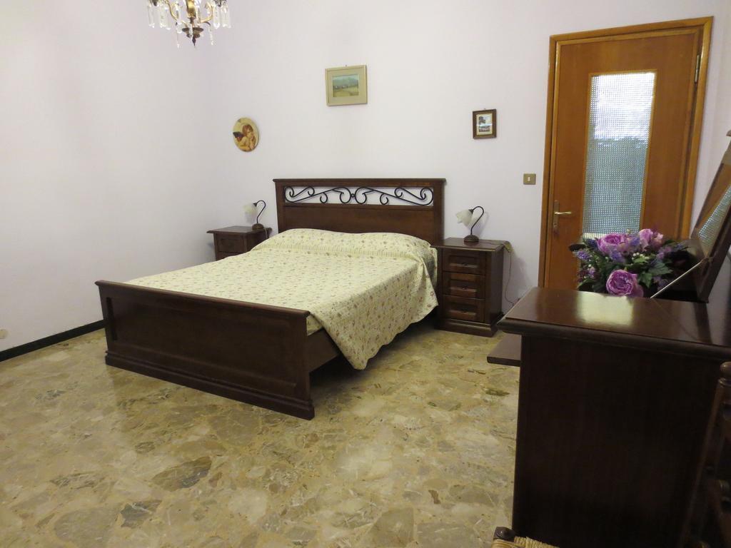 Casa Giordano Bed and Breakfast Mombello Monferrato Camera foto